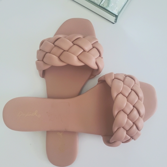 🌟Pink Braided Sandals🌟 - Picture 5 of 5